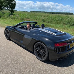 Rijden in een Audi R8