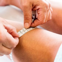 Aanmeten compressiekousen Aanmeten compressiekousen